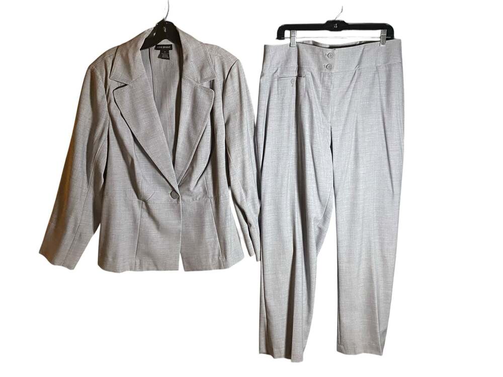 Lane Bryant Grey 2-Piece Pant Suit Blazer & Trousers Size 20